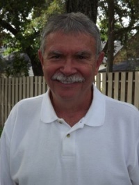 Dr. Robert E Mcgrath DDS, Dentist