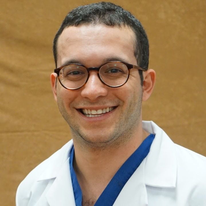 Steven  Salinas
