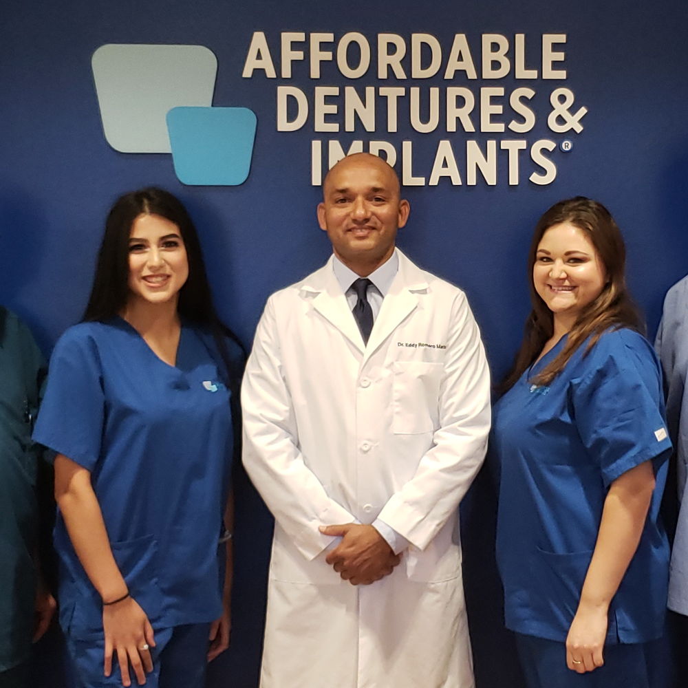Dr. Eddy  Romero matos DMD