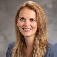 Dr. Veronika  Panah M.D.