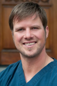 Dr. Elisha Brett Mayes DDS