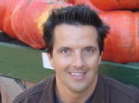 Dr. John W Valentine DMD