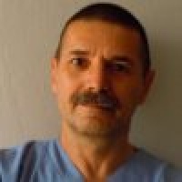 Dr. Bas Michael Antic groen D.D.S.