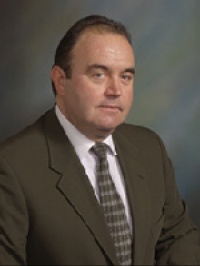 Dr. Andrew  Renner MD