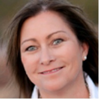 Dr. Lindsay Anne Campbell MD