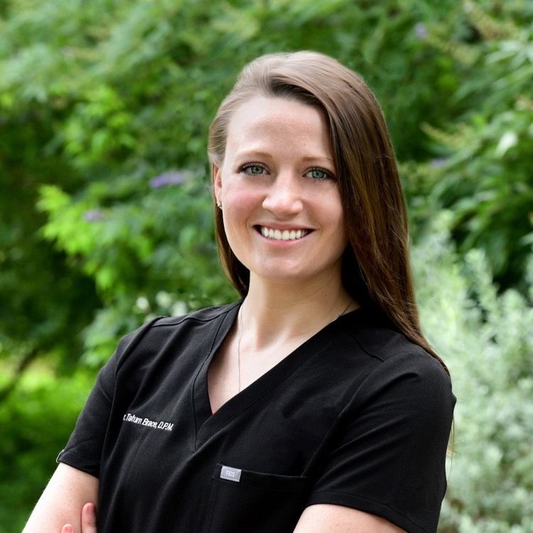  Kelly  Brace  DPM