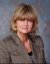 Dr. Agata  Vollers MD