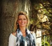 Sarah  Nelson MD, DFAACAP