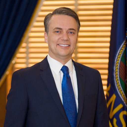 Dr. Jeffrey  Colyer M. D.