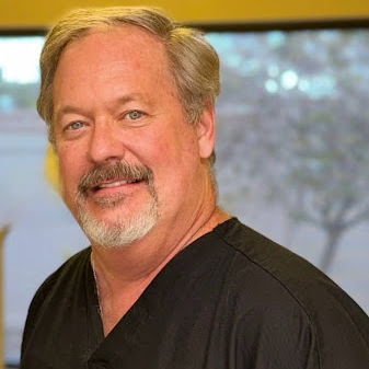 Dr. Michael  Ryan DDS