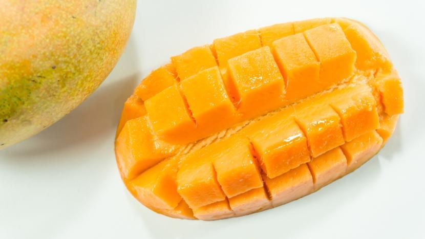 The Positive Impact of Mango Consumption on Crohn’s and Colitis