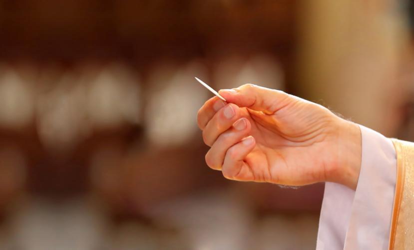 Communion Bread Must Contain Wheat, Says Pope