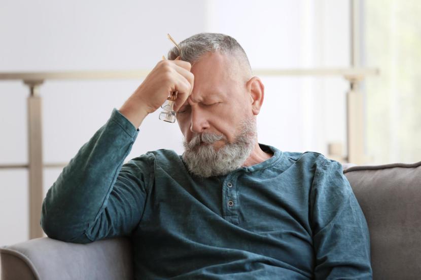 Managing Financial Issues with Alzheimer's Disease