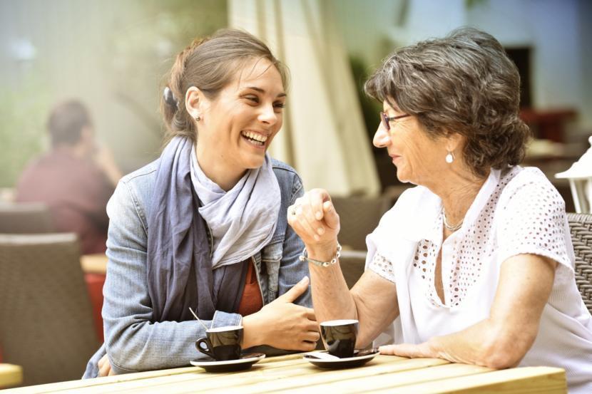 Daughter Opens Up About the Challenges with her Mother's Early Onset Alzheimer's