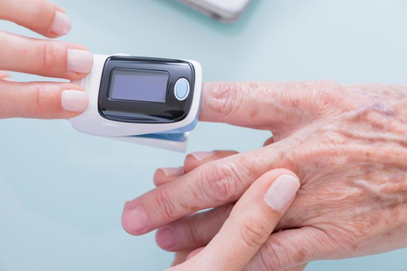 Tracking Sleep Apnea with a Portable Pulse Oximeter