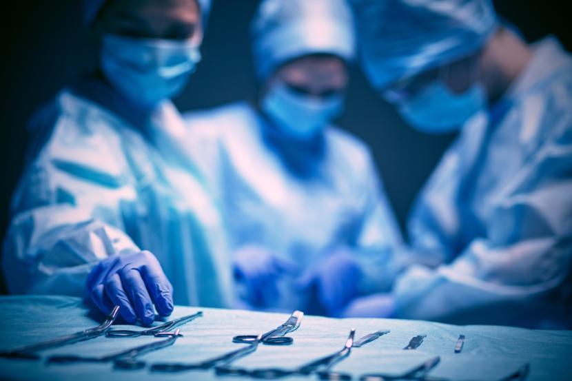 The Difference Between Gastric Bypass Surgery and Gastric Sleeve