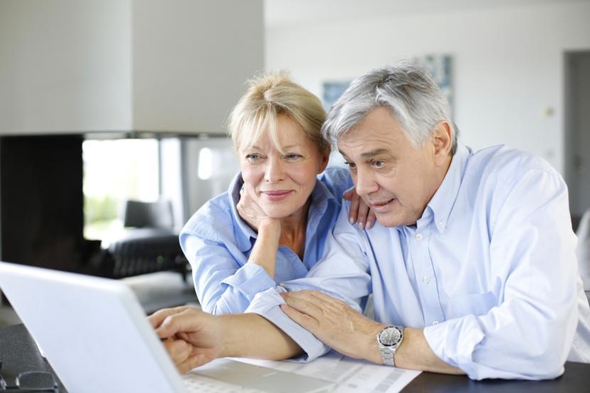 What Are the Causes and Symptoms of Parkinson's Disease?