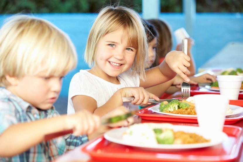 Overweight Kids Lose Weight When Their Parents Do