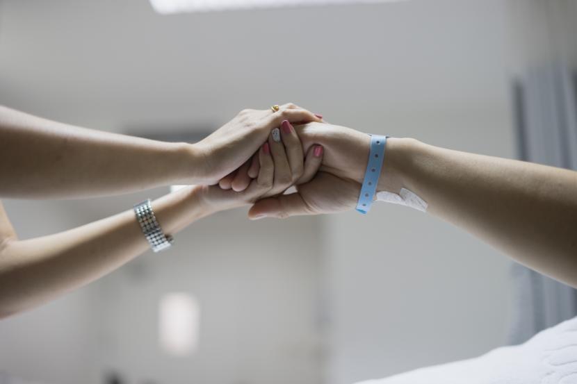 For Cancer, Chemotherapy's Complementary Medicine Is Social Interaction